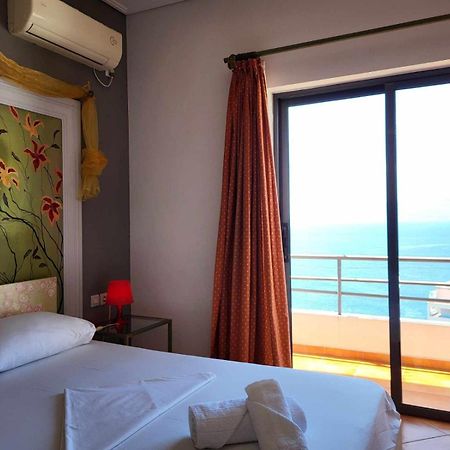 Vive Mare Hotel Sarandë Exterior foto